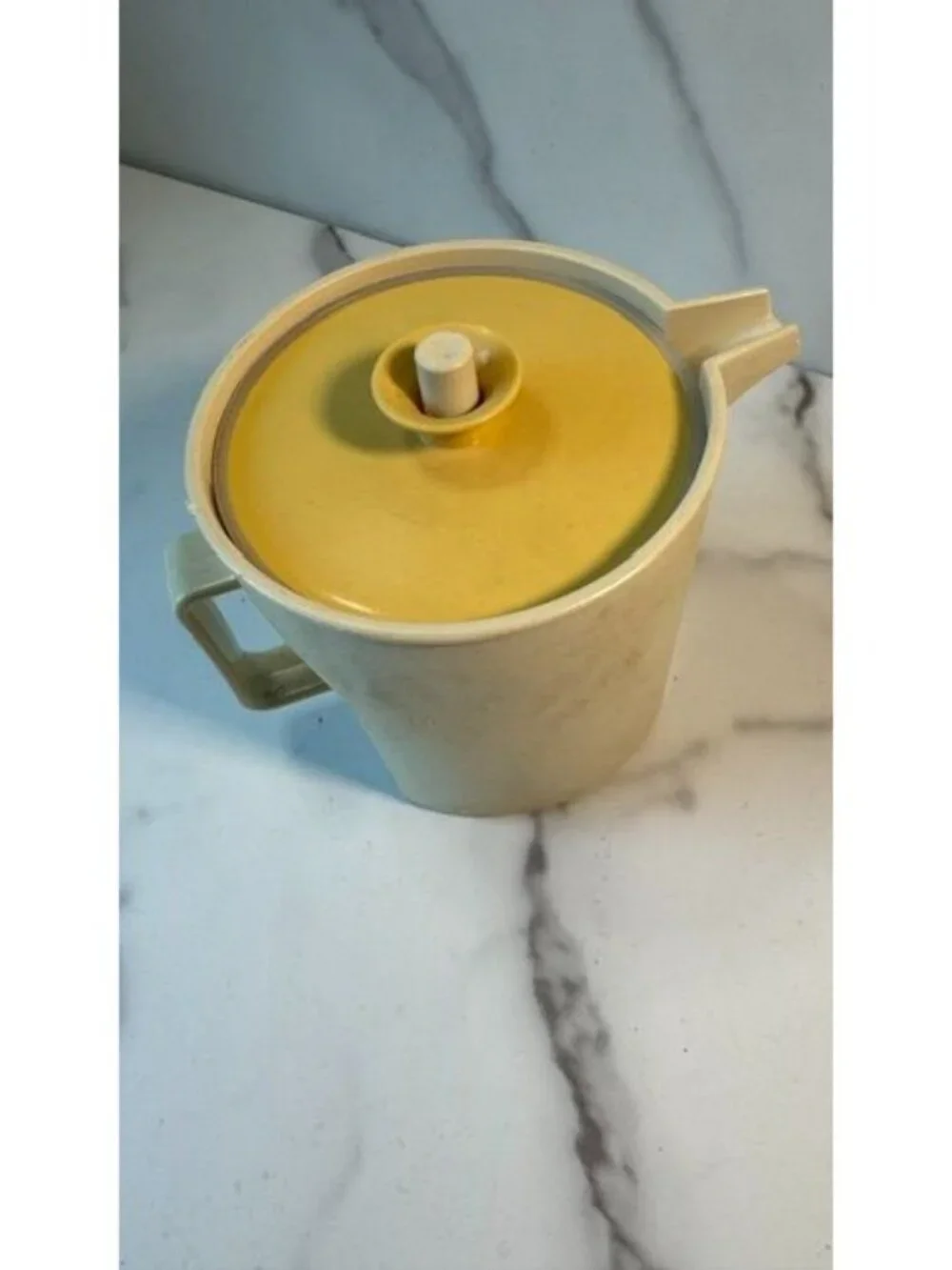 Tupperware creamer-vintage